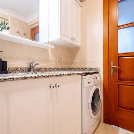 Апартаменты Comfy Flat Near Popular Attractions In Sisli